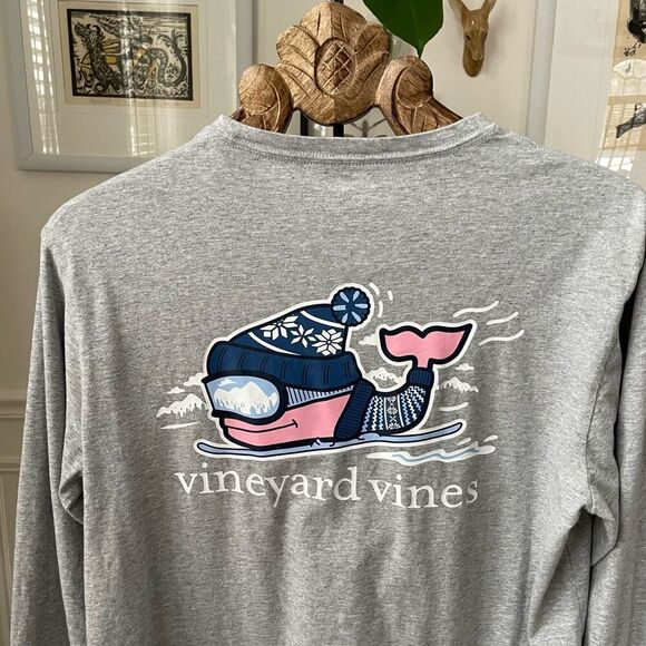 Vineyard Vines Other - Vineyard Vines Winter Snow Whale Logo Long Sleeve Tshirt M